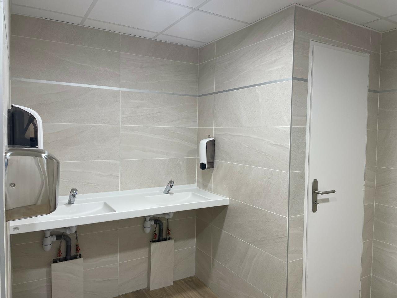Bureau Allonzier-la-Caille 1489m² Vente bureau Allonzier-la-Caille Haute-Savoie OVBUR2420618 5